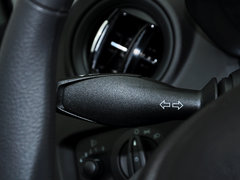 2013款 三廂 1.5L 手動 時尚型