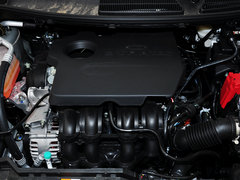 2013款 三厢 1.5L 手动 时尚型