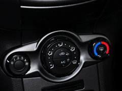 2013款 三厢 1.5L 手动 时尚型