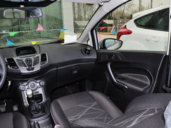 2013款 三厢 1.5L 手动 时尚型