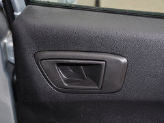 2013款 三厢 1.5L 手动 时尚型