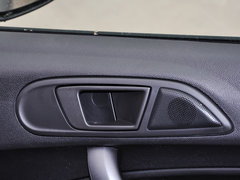 2013款 三厢 1.5L 手动 时尚型