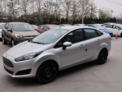 2013款 三厢 1.5L 手动 时尚型