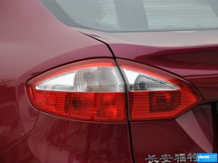 2013款 三厢 1.5L 手动 时尚型