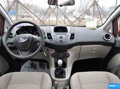 2013款 三厢 1.5L 手动 时尚型