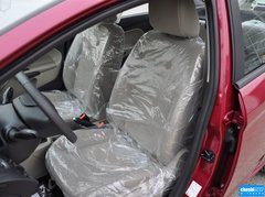 2013款 三厢 1.5L 手动 时尚型