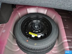 2013款 三厢 1.5L 手动 时尚型