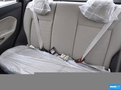 2013款 三厢 1.5L 手动 时尚型