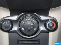 2013款 三厢 1.5L 手动 时尚型