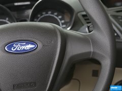 2013款 三厢 1.5L 手动 时尚型