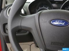 2013款 三厢 1.5L 手动 时尚型