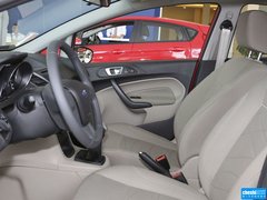 2013款 三厢 1.5L 手动 时尚型