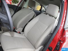 2013款 三厢 1.5L 手动 时尚型
