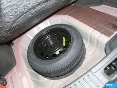 2013款 三厢 1.5L 手动 时尚型
