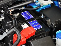 2013款 两厢 1.5L  自动 运动型
