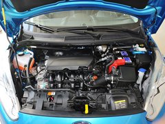 2013款 两厢 1.5L  自动 运动型
