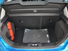 2013款 两厢 1.5L  自动 运动型