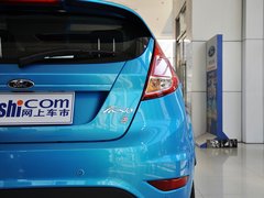 2013款 两厢 1.5L  自动 运动型