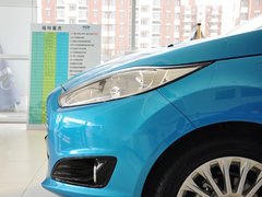 2013款 两厢 1.5L  自动 运动型