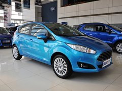 2013款 两厢 1.5L  自动 运动型