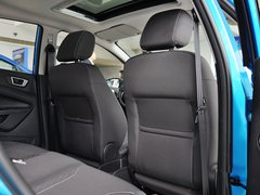 2013款 两厢 1.5L  自动 运动型
