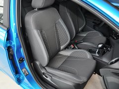 2013款 两厢 1.5L  自动 运动型