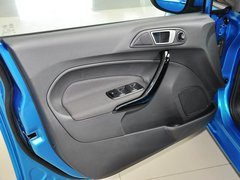 2013款 两厢 1.5L  自动 运动型