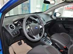 2013款 两厢 1.5L  自动 运动型