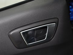 2013款 兩廂 1.5L  自動 運(yùn)動型