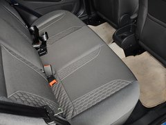 2013款 兩廂 1.5L  自動 運(yùn)動型