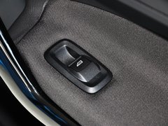2013款 兩廂 1.5L  自動 運(yùn)動型