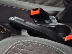 2013款 两厢 1.5L  自动 运动型