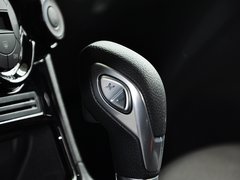 2013款 两厢 1.5L  自动 运动型