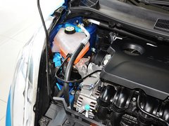 2013款 两厢 1.5L  自动 运动型