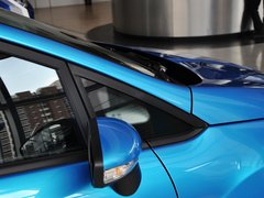 2013款 两厢 1.5L  自动 运动型