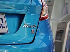 2013款 两厢 1.5L  自动 运动型