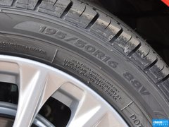 2013款 两厢 1.5L  自动 运动型