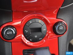 2013款 两厢 1.5L  自动 运动型