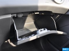 2013款 两厢 1.5L  自动 运动型