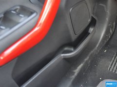 2013款 两厢 1.5L  自动 运动型