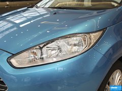 2013款 两厢 1.5L  自动 运动型