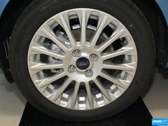 2013款 两厢 1.5L  自动 运动型