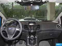 2013款 两厢 1.5L  自动 运动型