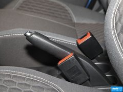 2013款 两厢 1.5L  自动 运动型