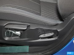 2013款 两厢 1.5L  自动 运动型