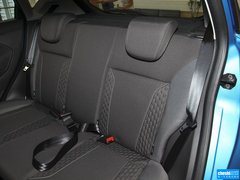 2013款 两厢 1.5L  自动 运动型