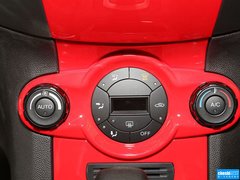 2013款 两厢 1.5L  自动 运动型