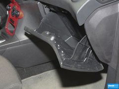 2013款 两厢 1.5L  自动 运动型