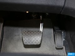 2013款 两厢 1.5L  自动 运动型