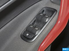 2013款 两厢 1.5L  自动 运动型